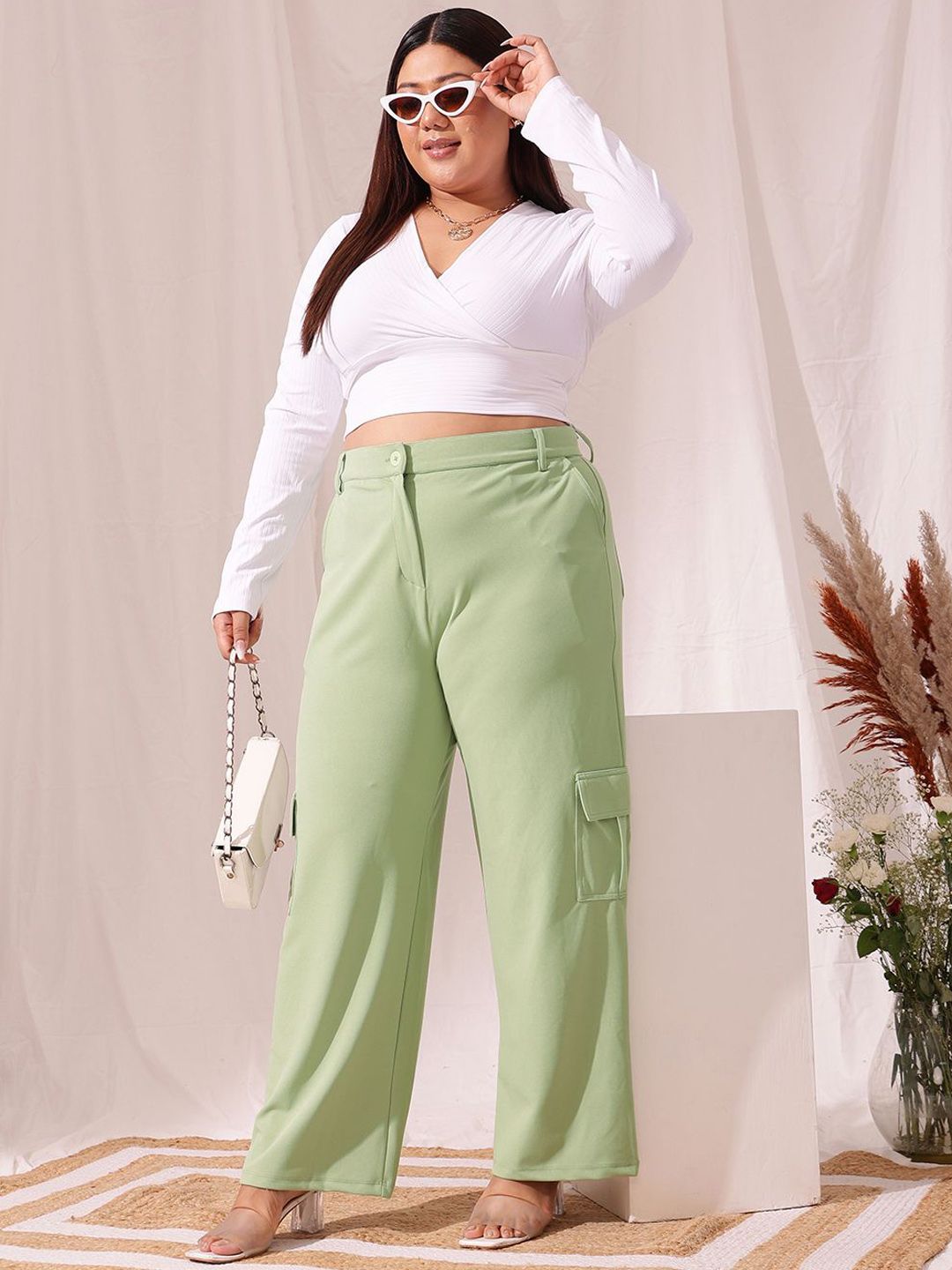 CURVY STREET Women Relaxed Straight Fit Cargos Trousers