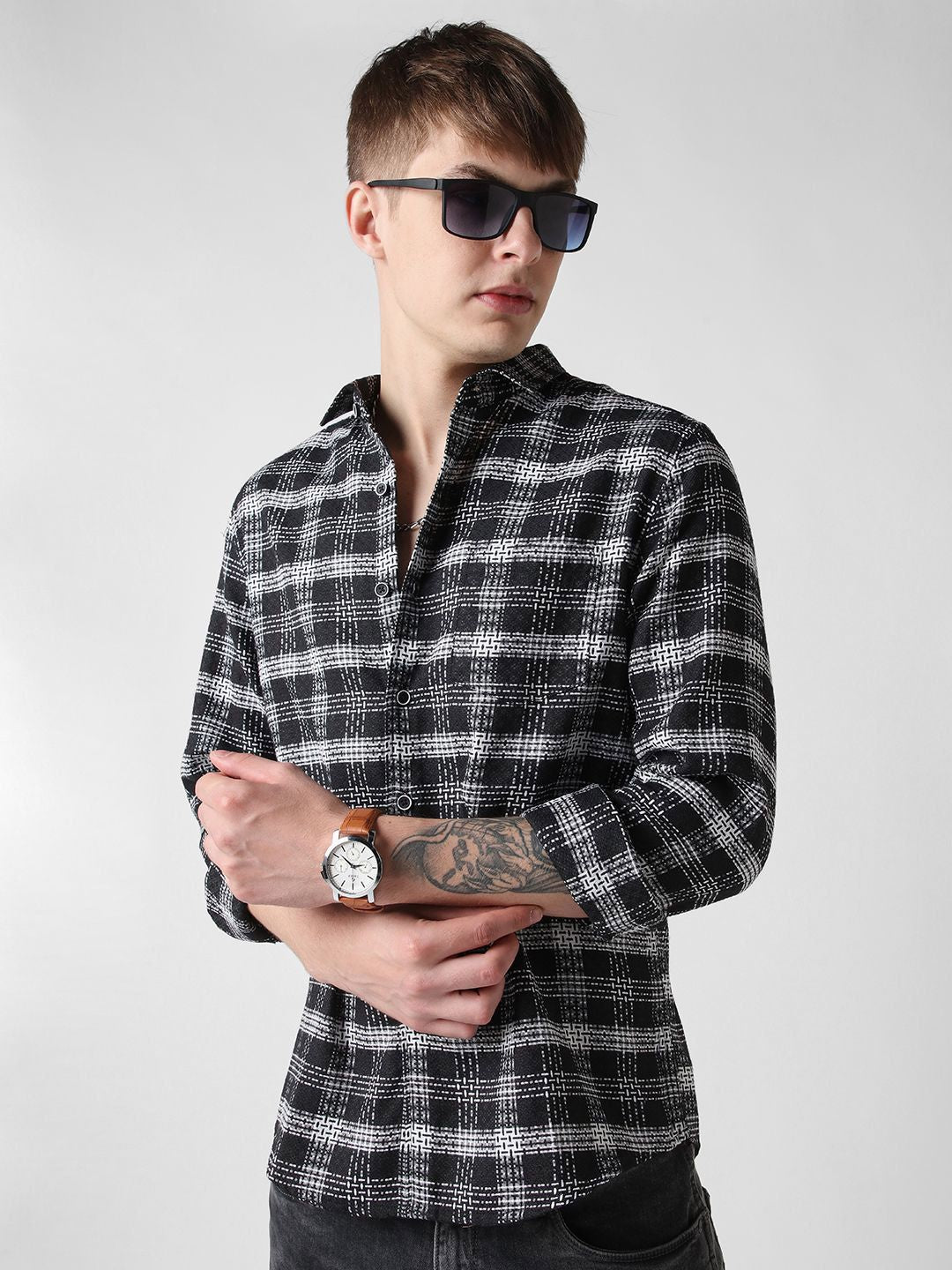 VASTRADO Men Classic Slim Fit Checked Casual Shirt