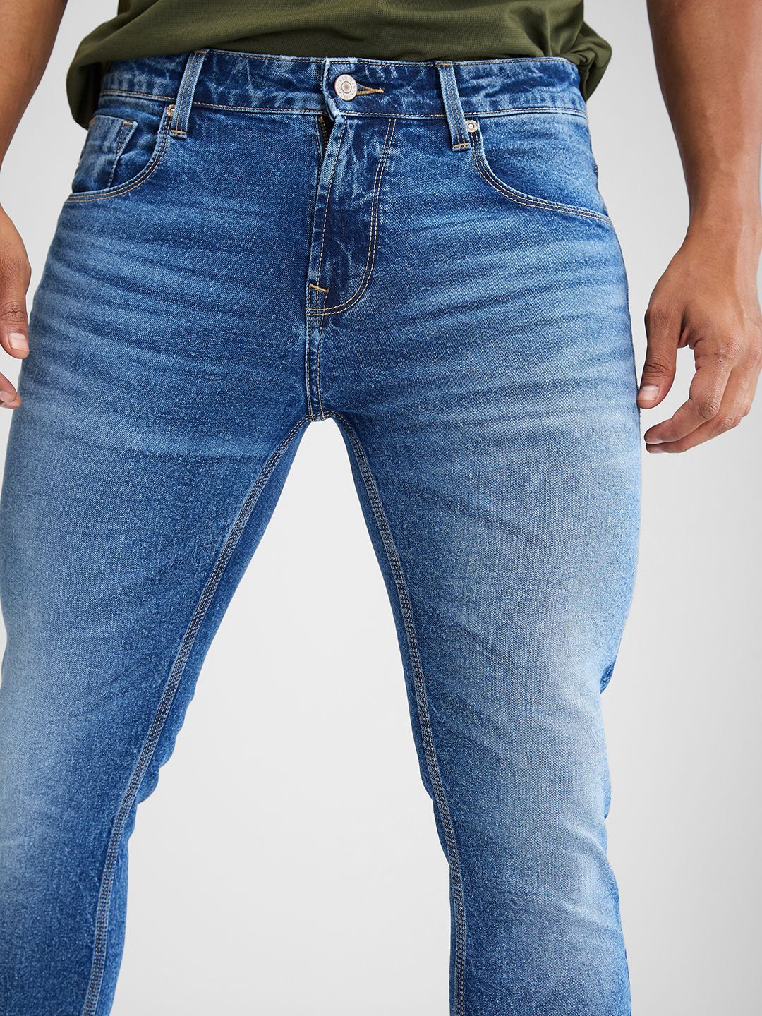 SPYKAR Men Slim Fit Heavy Fade Stretchable Jeans