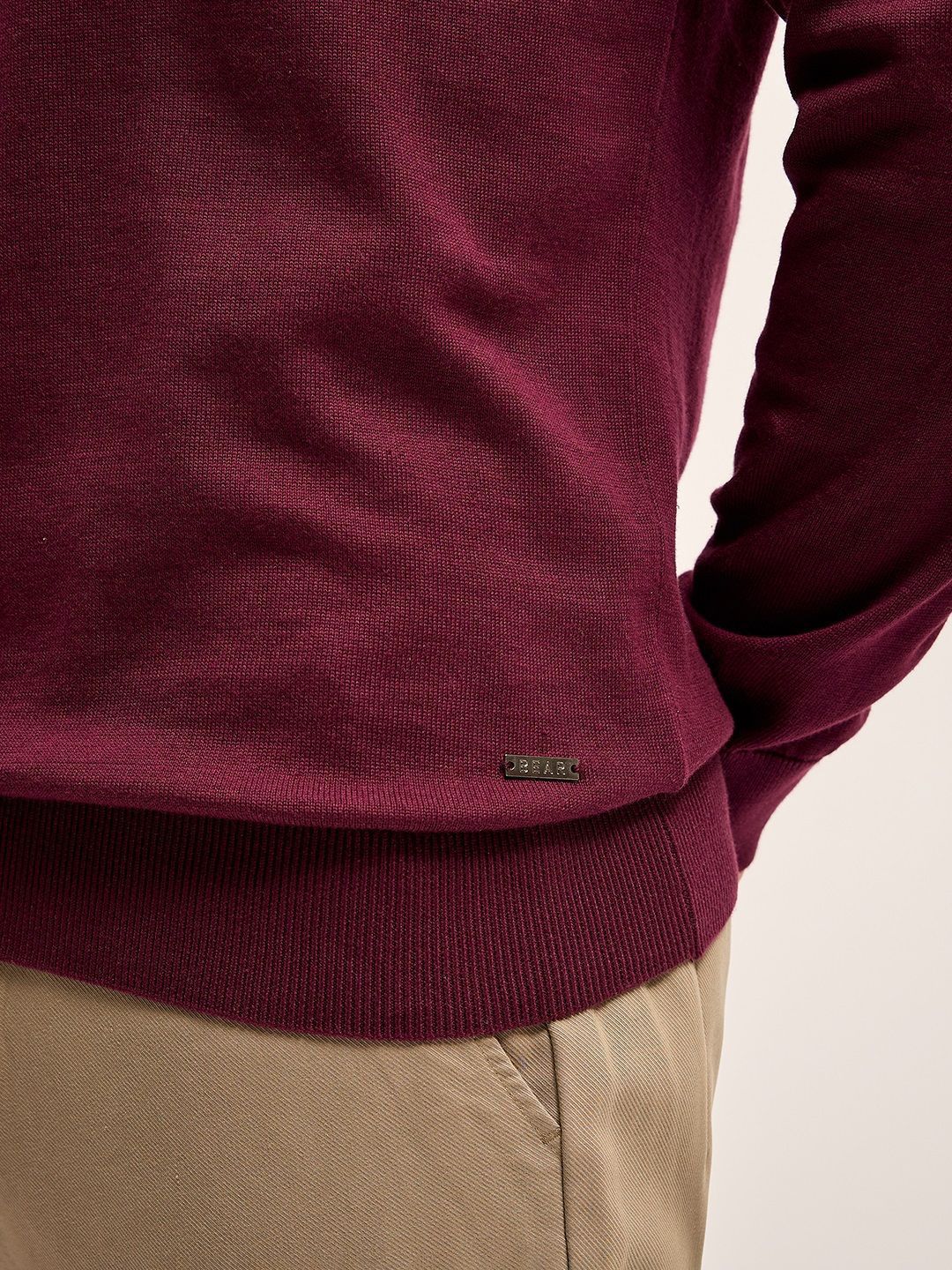 THE BEAR HOUSE Men Solid Turtle Neck T-Shirt