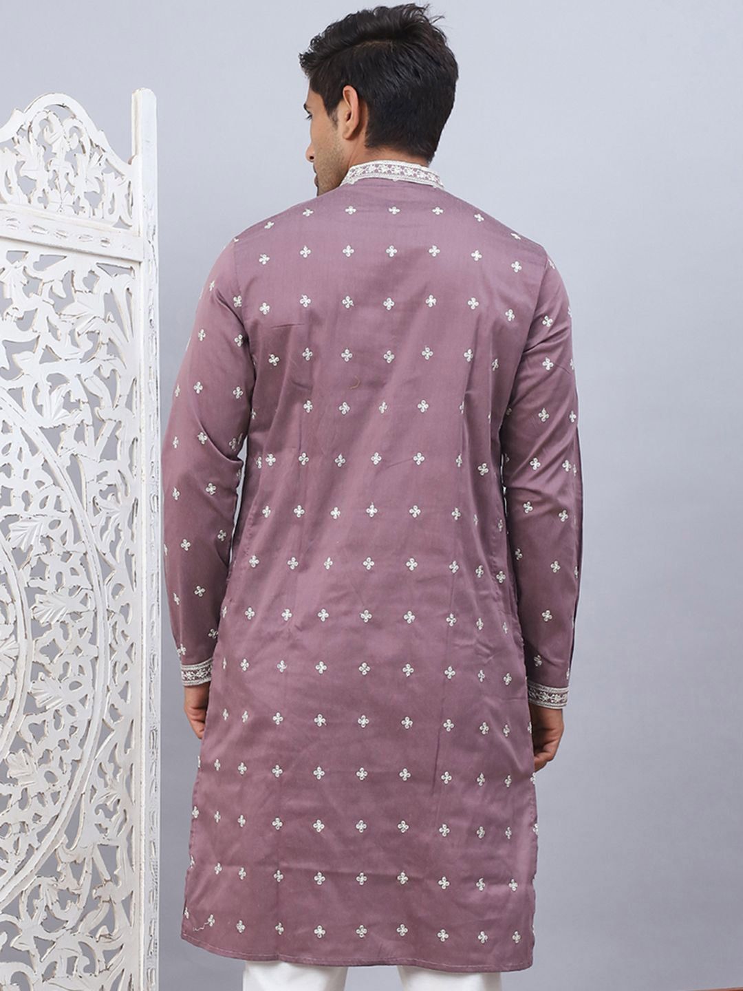 Jompers Floral Sequins Embroidered Mandarin Collar Straight Kurta