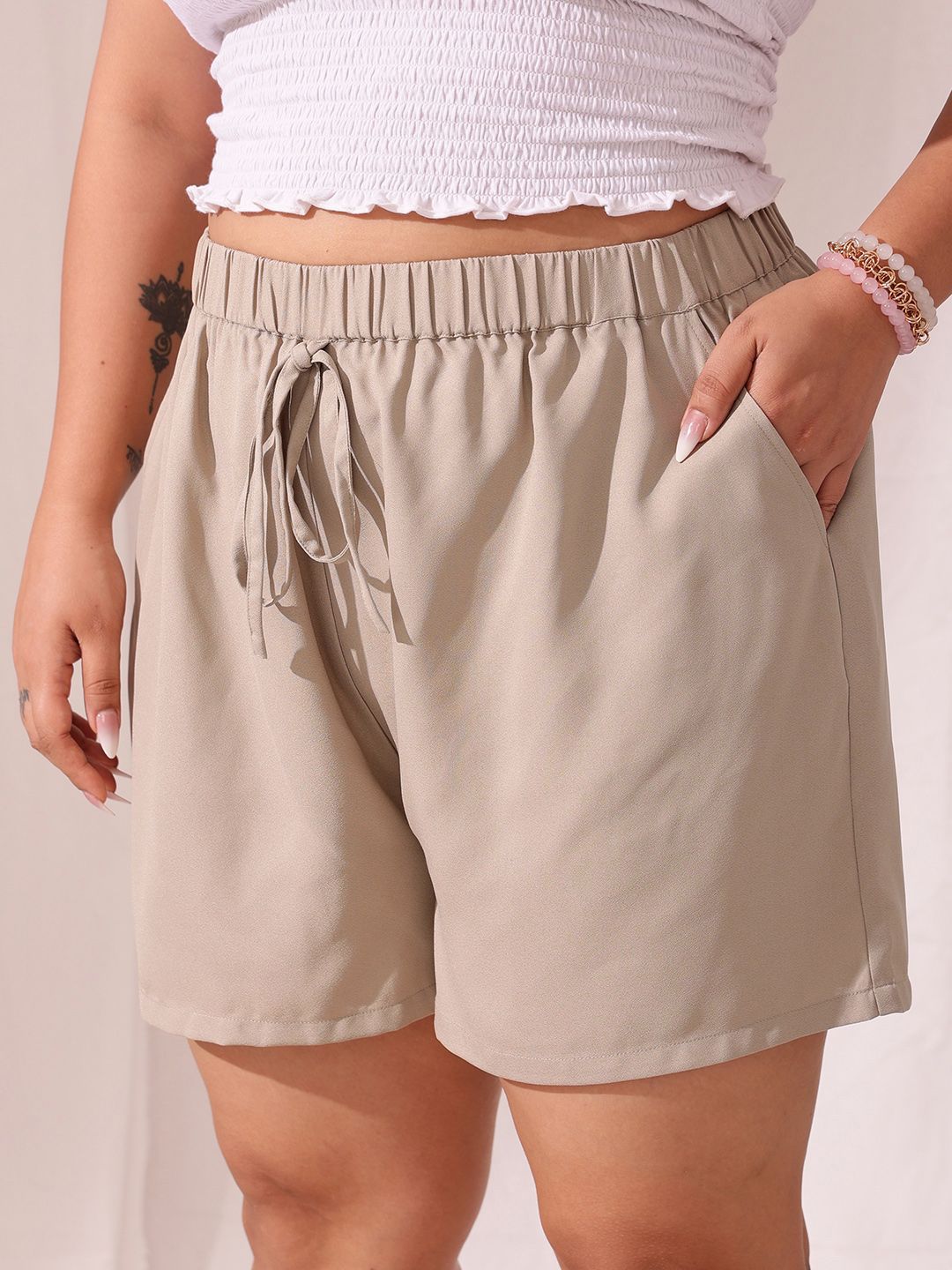 CURVY STREET Plus Size Long Sleeves Shirt With Shorts