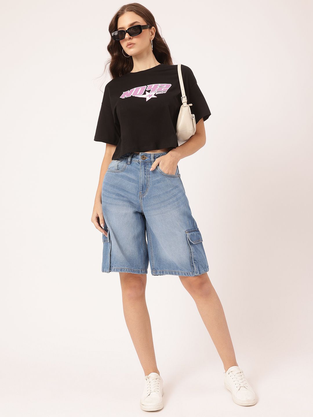 DressBerry Comfortable & Trendy Printed Crop Tee