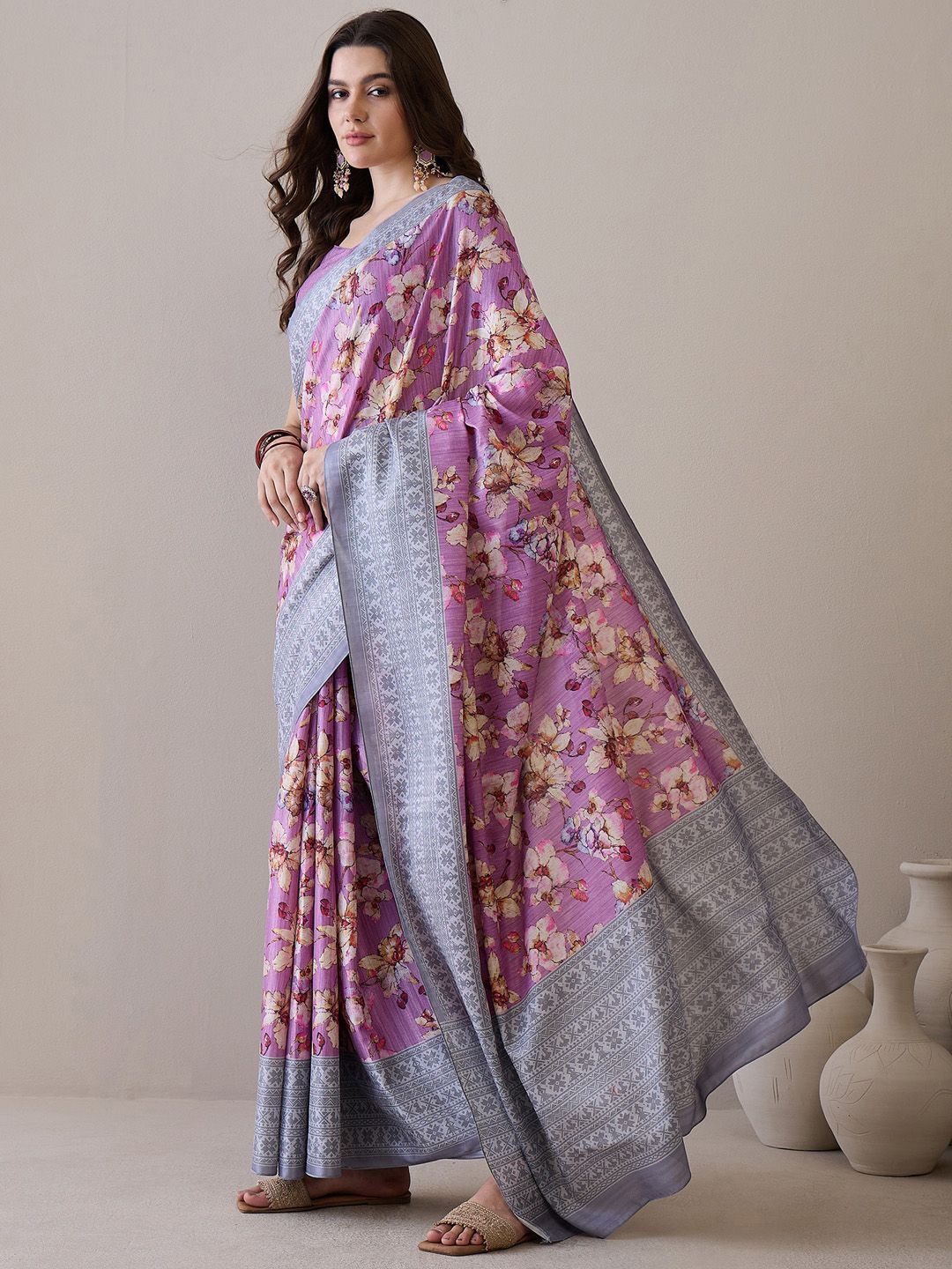 Saree mall Floral Silk Blend Bagru Sarees