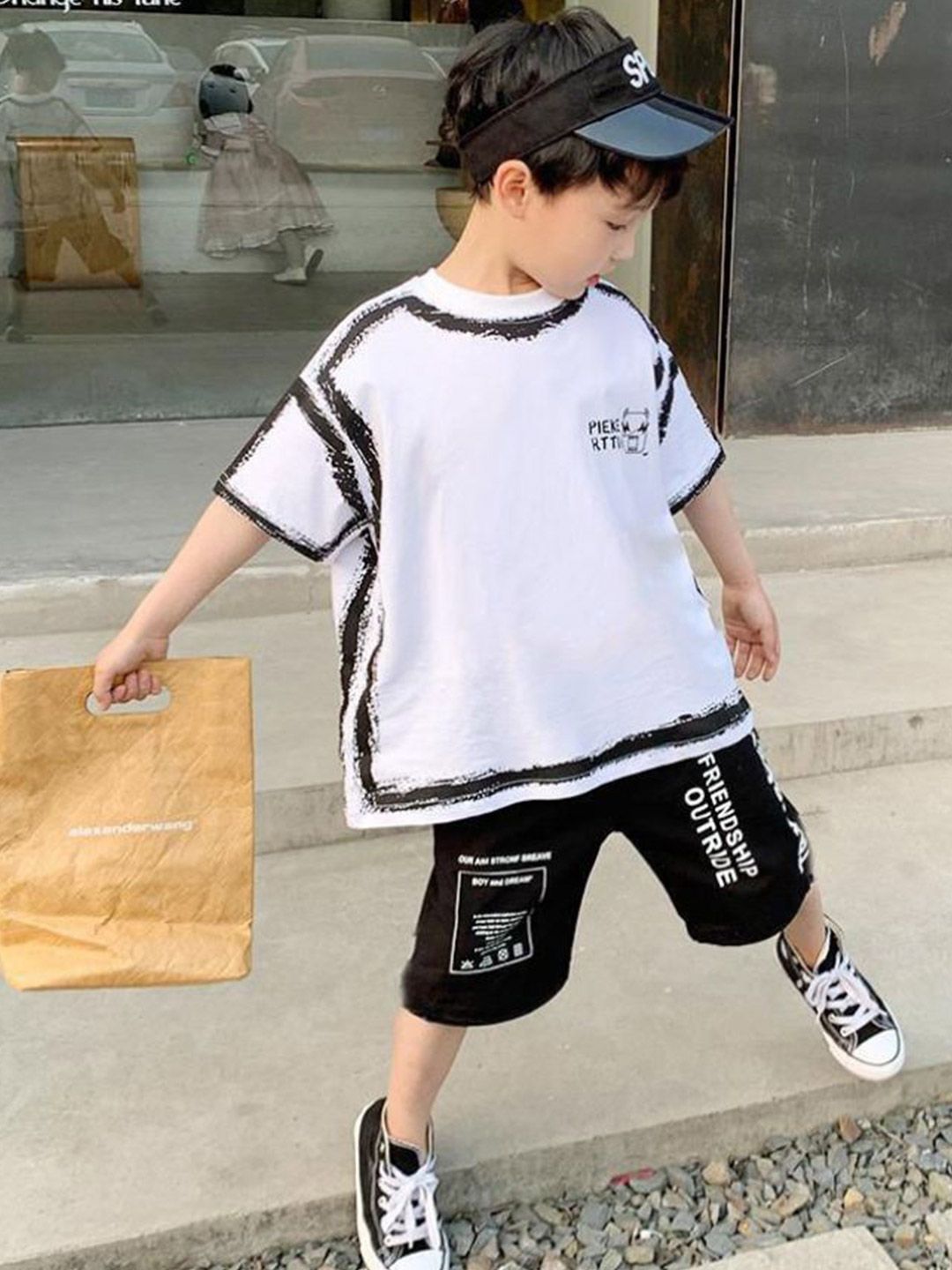 YK Boys Printed Round Neck Pure Cotton T-Shirt With Shorts