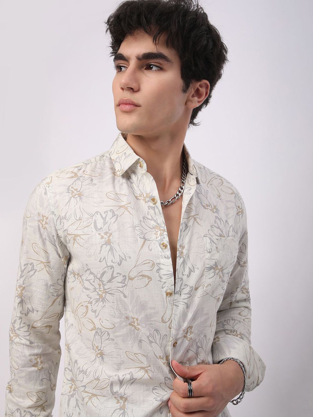 VASTRADO Classic Slim Fit Floral Printed Casual Shirt