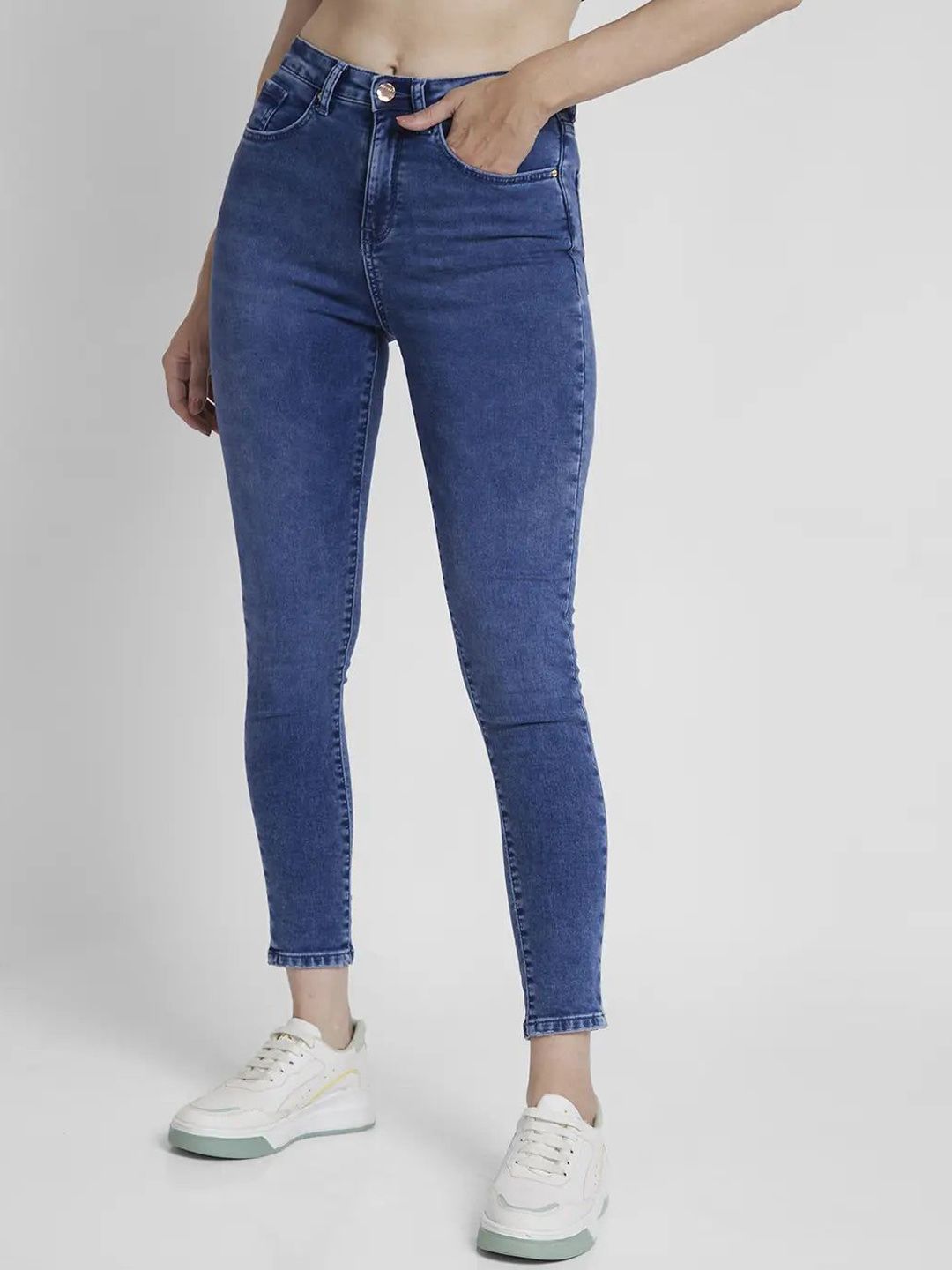 SPYKAR Women Slim Fit High-Rise Heavy Fade Stretchable Jeans