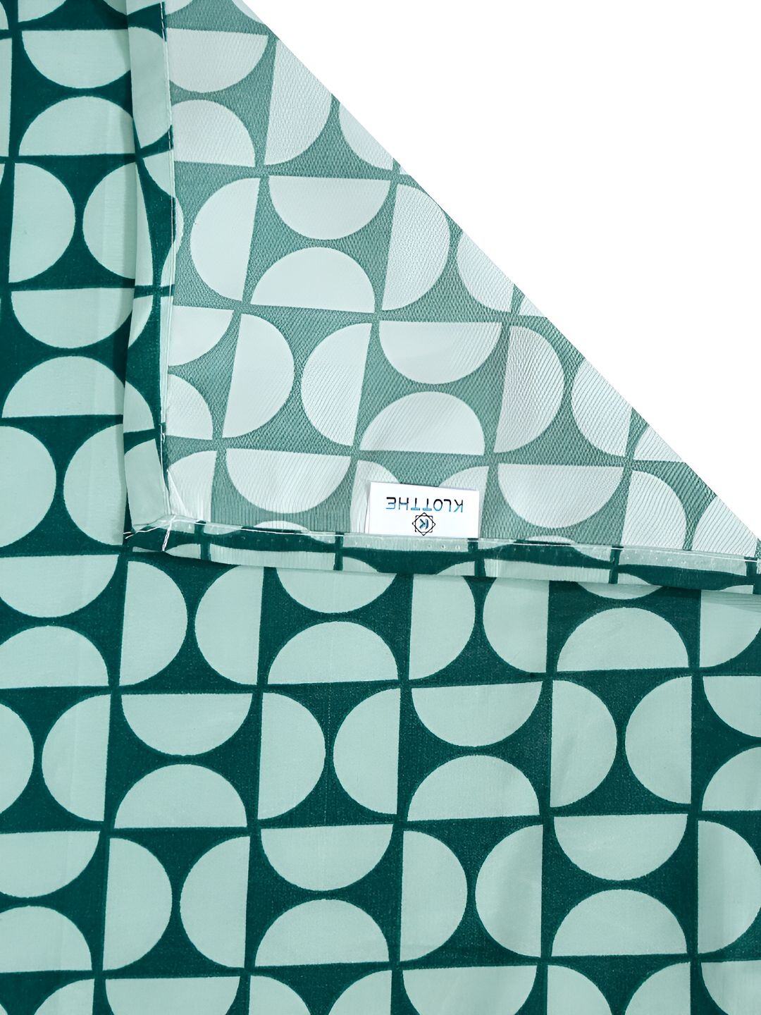 KLOTTHE Green Geometric Printed 300TC Double King Bedsheet With 2 Pillow Covers
