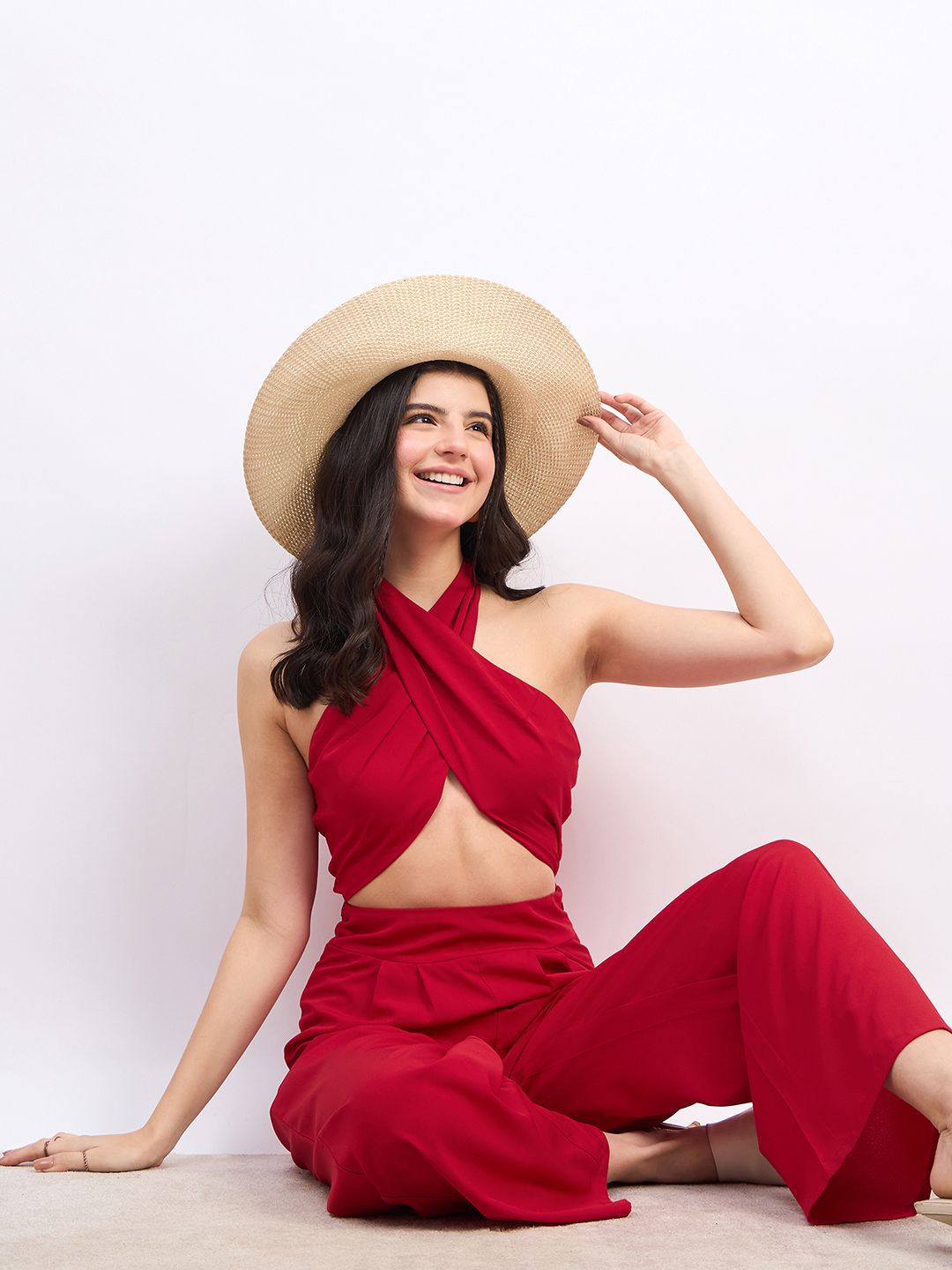 Berrylush Halter Neck Basic Jumpsuit