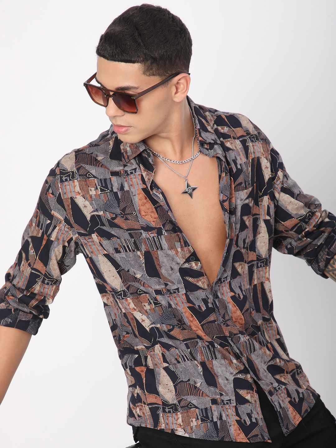 VASTRADO Men Classic Slim Fit Opaque Printed Casual Shirt