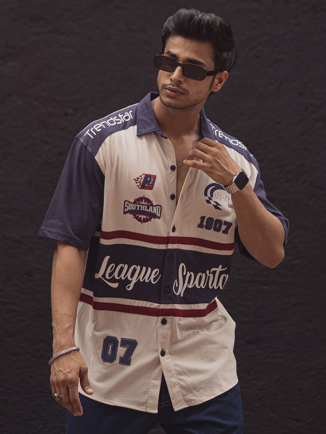 Powerlook Lelaki Spread Collar Typography Baju Kasual Bersaiz Besar Kapas Bercetak