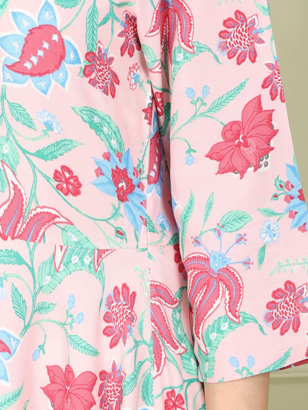 W Women Floral Printed Flared Sleeves Anarkali Kurta