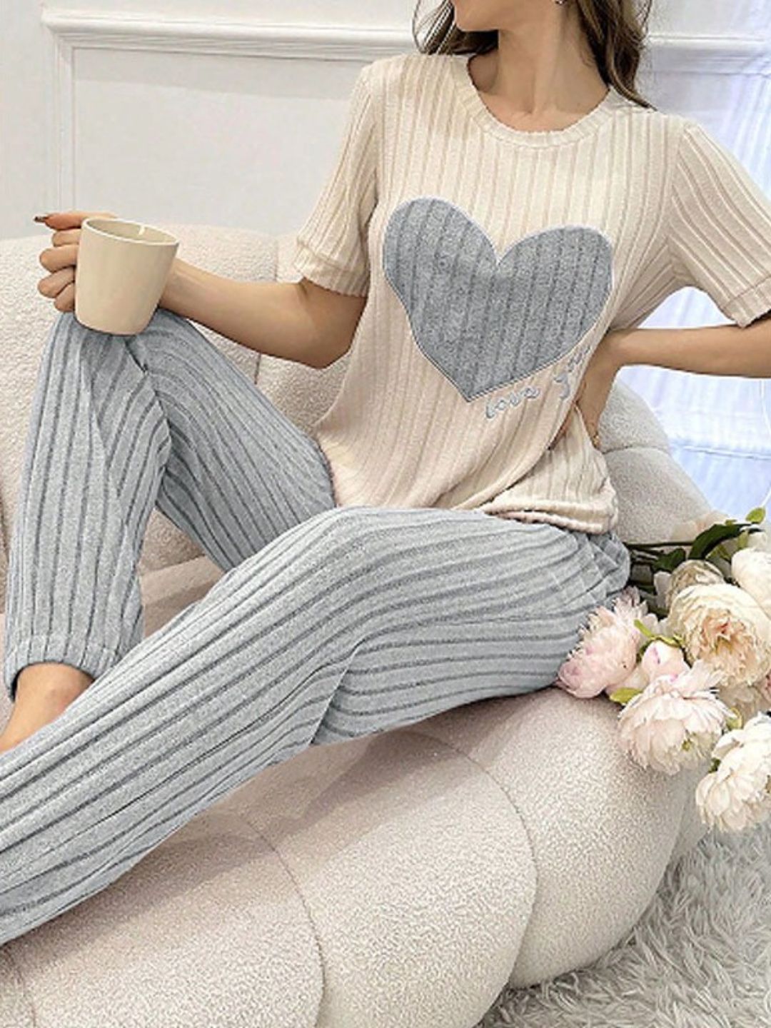 DressBerry Women Printed Night suit