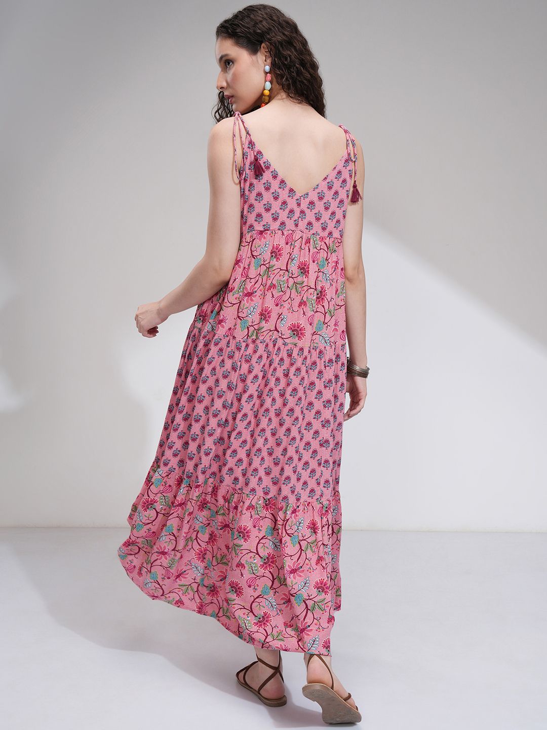 Vishudh Women Printed Maxi Dress