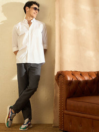 DENNISON Men White Comfort Fit Solid Formal Shirt