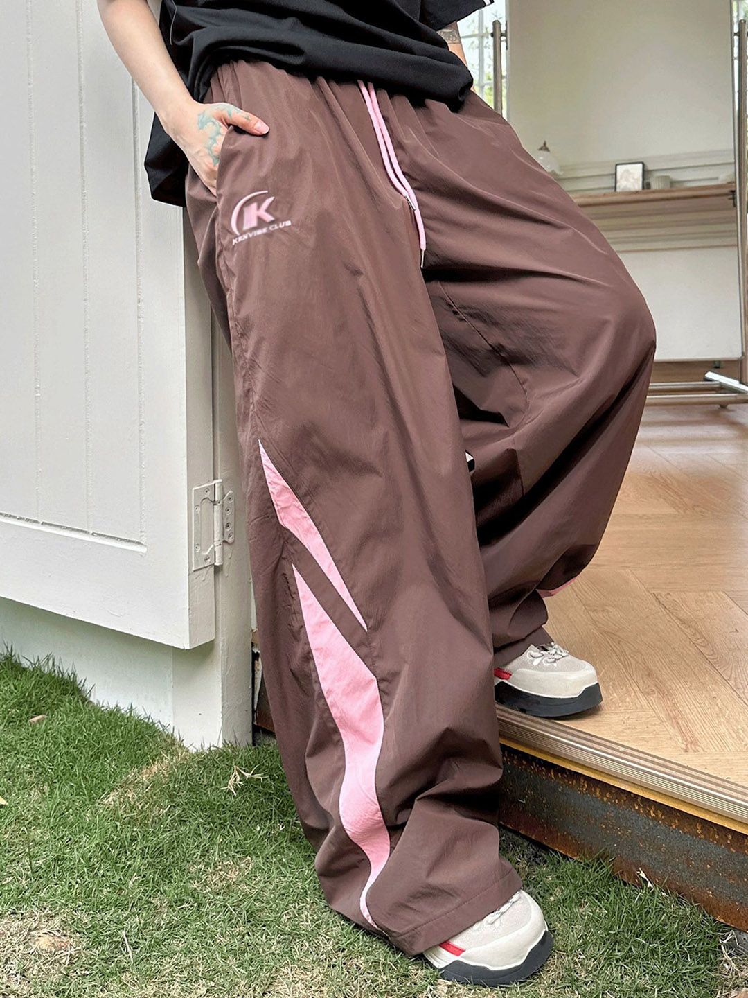 DressBerry Women Trousers