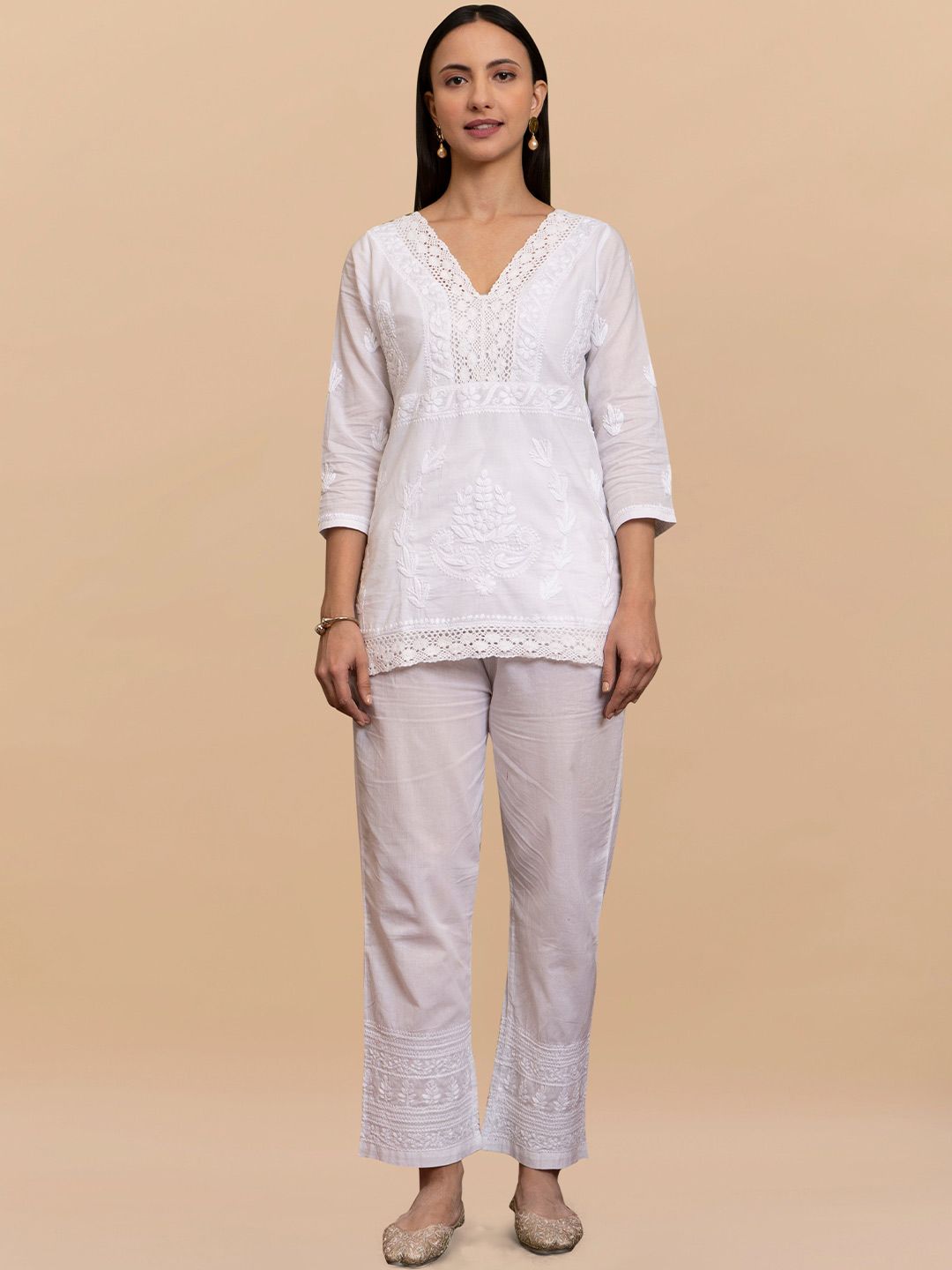 HOUSE OF KARI Floral Embroidered V-Neck Chikankari Pure Cotton Straight Kurti