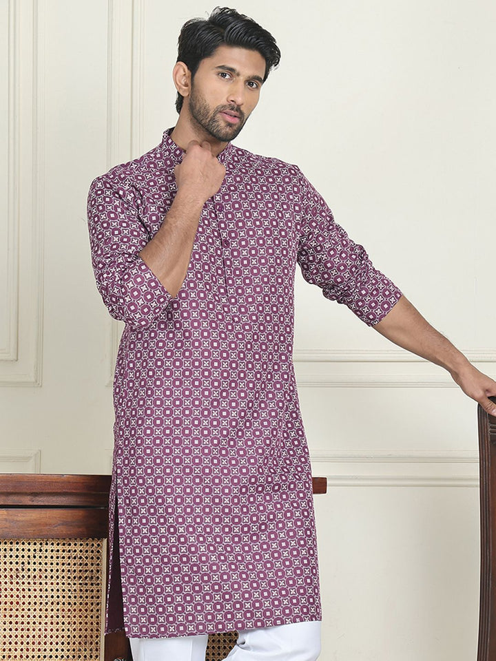 Jompers Floral Embroidered Mandarin Collar Silk Straight Kurta