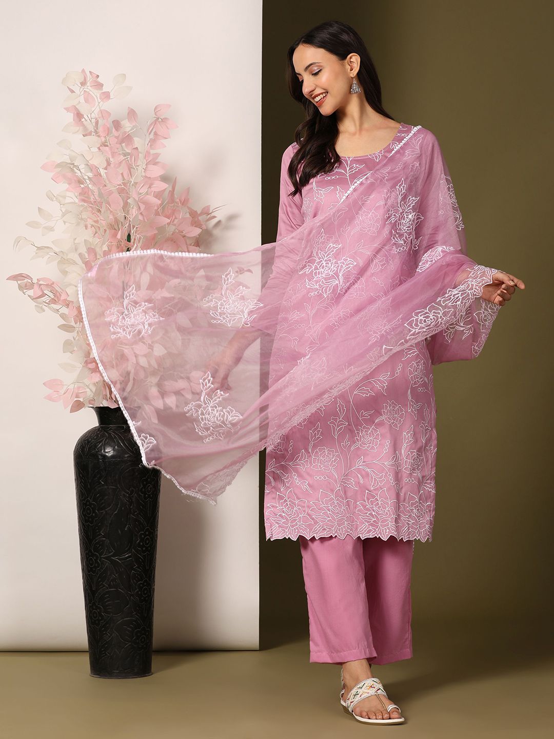 Kurta Kapas Tulen Biasa Mamicha Sulam Bunga dengan Palazzos & Dupatta