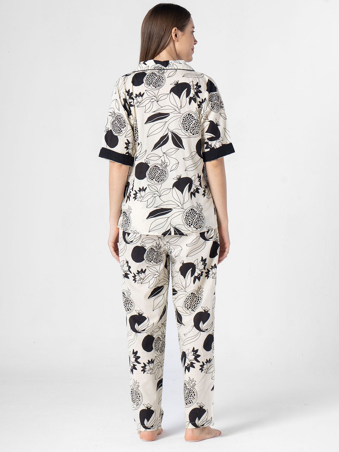 SANSKRUTIHOMES Women Tropical Printed Pure Cotton Night suit