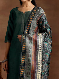 Libas Notched Neck Straight Kurta with Trousers & Dupatta