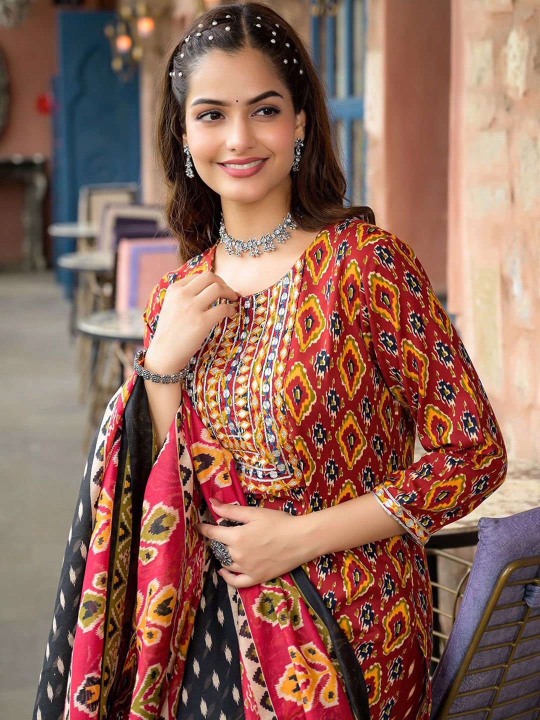 KALINI Geometric Printed Thread Work Straight Kurta With Trousers & Dupatta