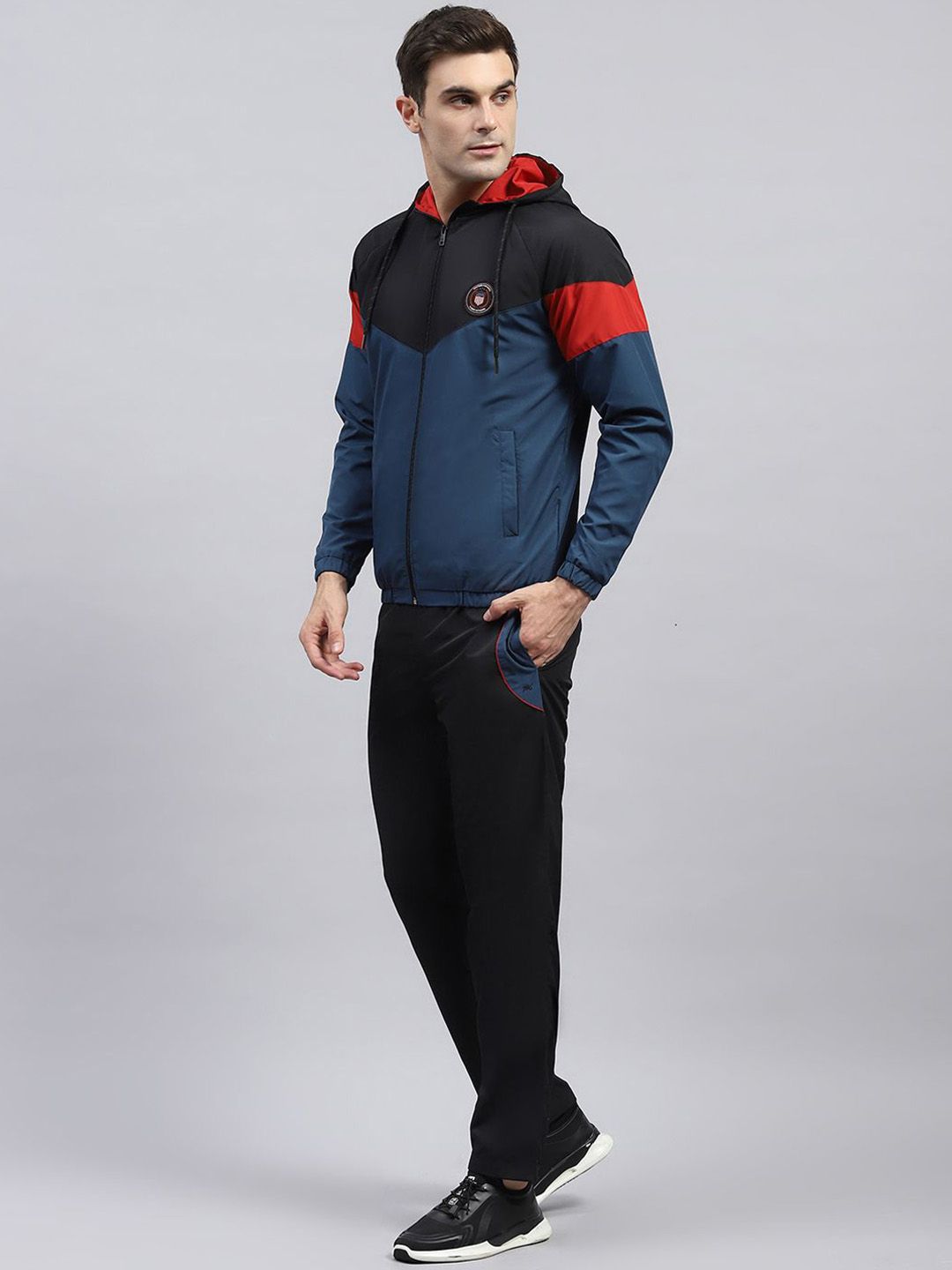 Monte Carlo Men Solid Hooded Neck Tracksuits