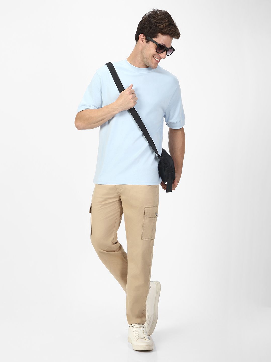 Urbano Fashion Men Mid-Rise Regular Fit Stretchable Cargo Trousers