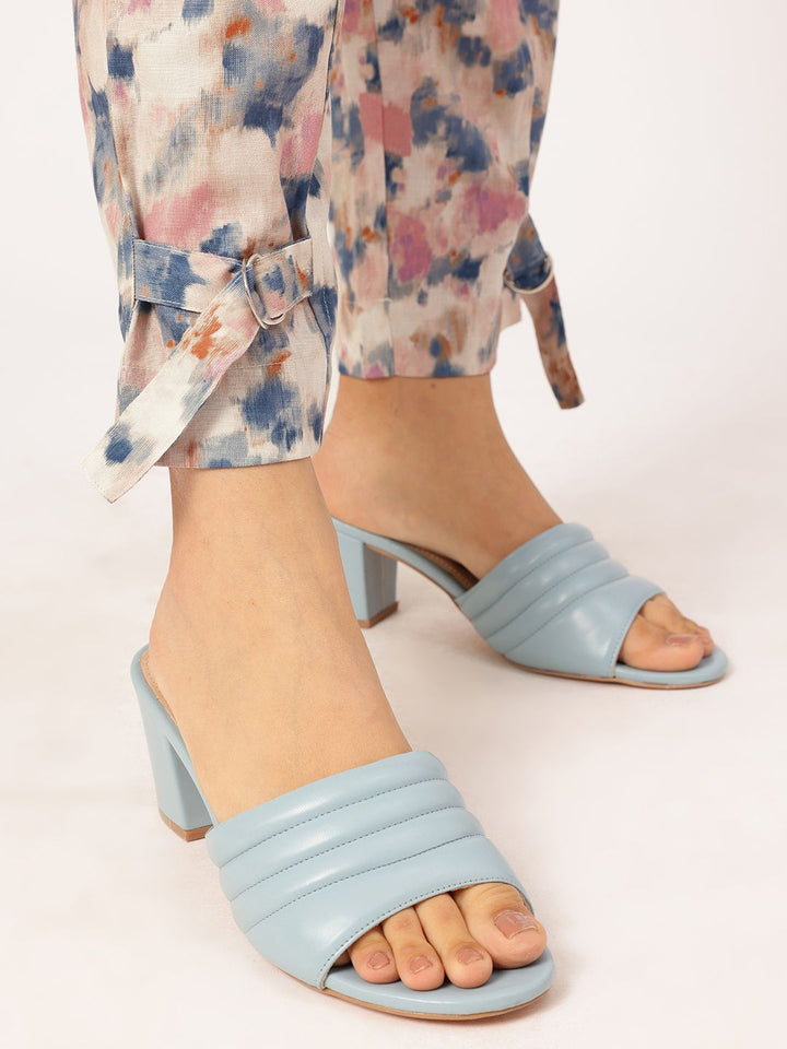 DressBerry Women Graffiti Glam Printed Cargo-Style Trousers