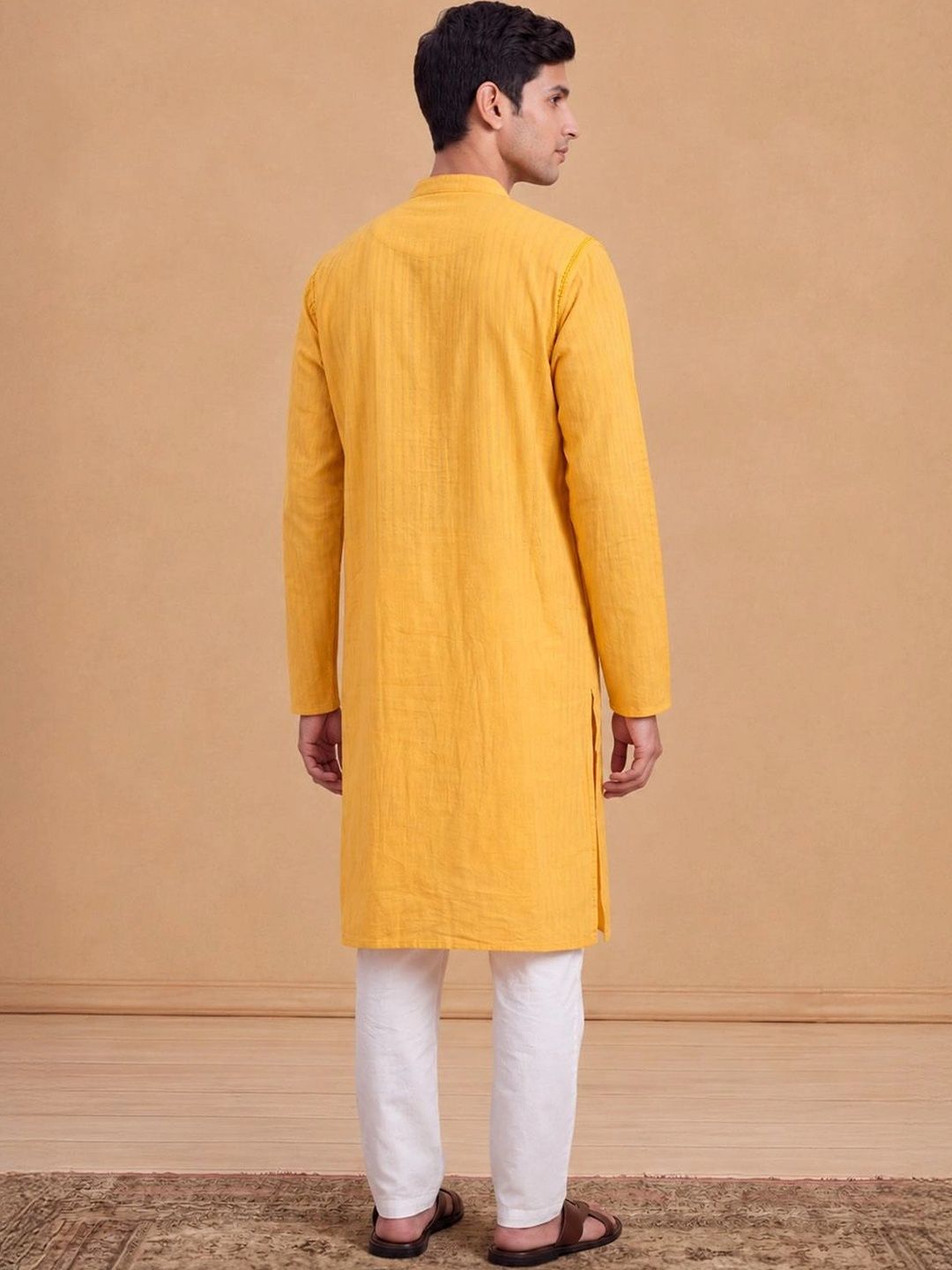 House of Chikankari Men Thread Work Kurta