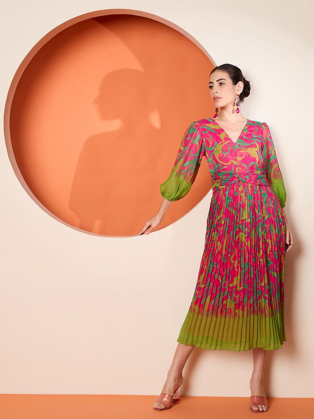 Antheaa Women Floral Printed Fit & Flare Pleated Midi Dress