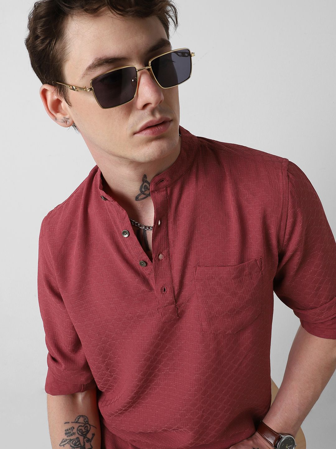 VASTRADO Woven Design Mandarin Collar Straight Short Kurta