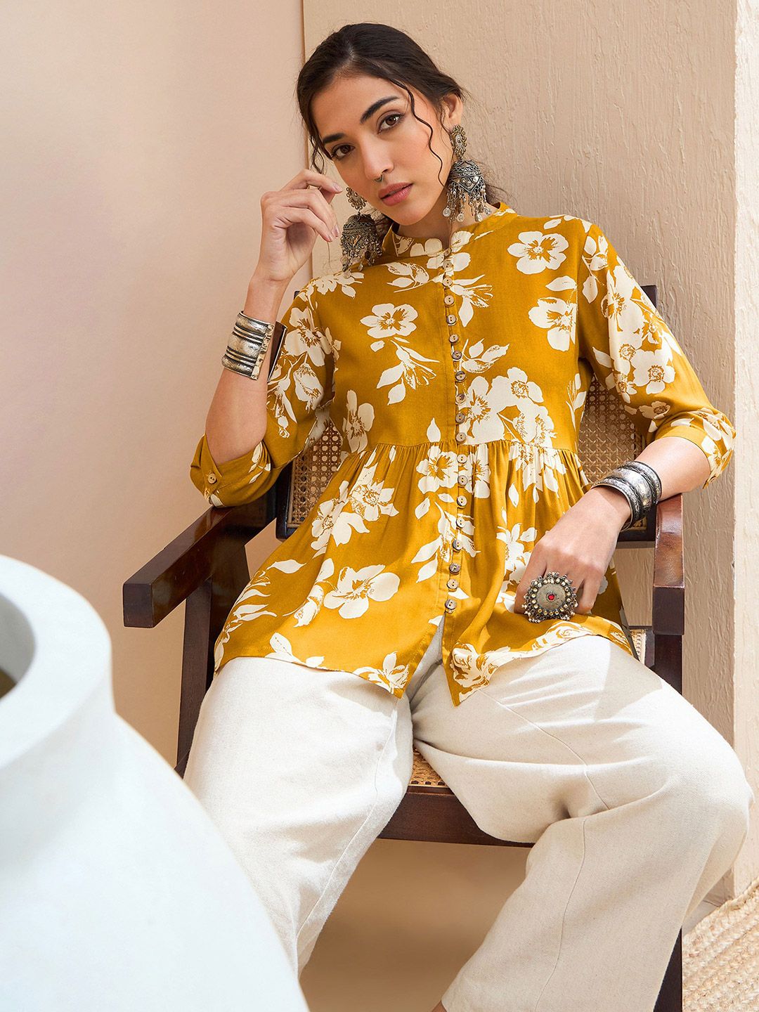 Shae by SASSAFRAS Floral Printed Kurti