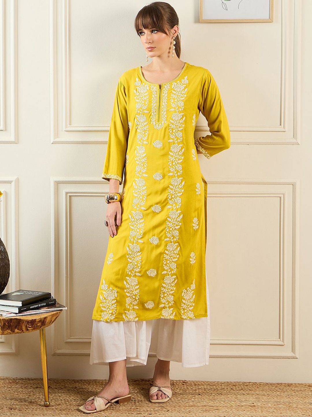 Indo Era Floral Embroidered Notch Neck Thread Work Straight Kurta