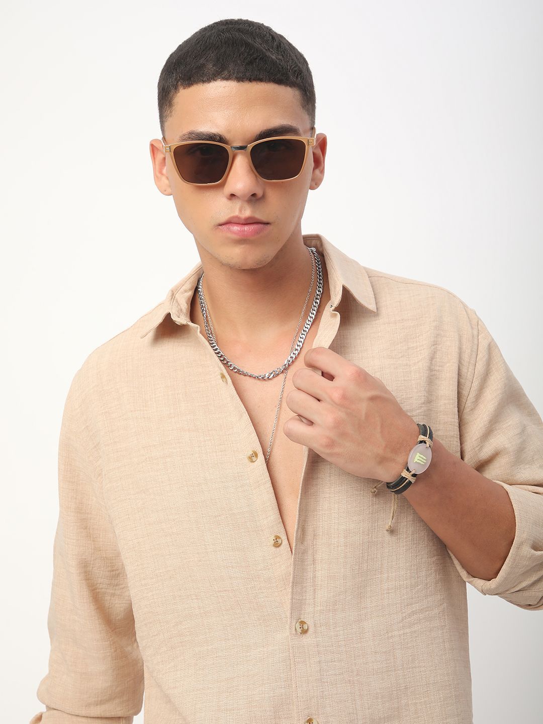 VASTRADO Men Classic Spread Collar Solid Cotton Slim Fit Casual Shirt