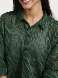 Campus Sutra Women Comfort Opaque Casual Shirt