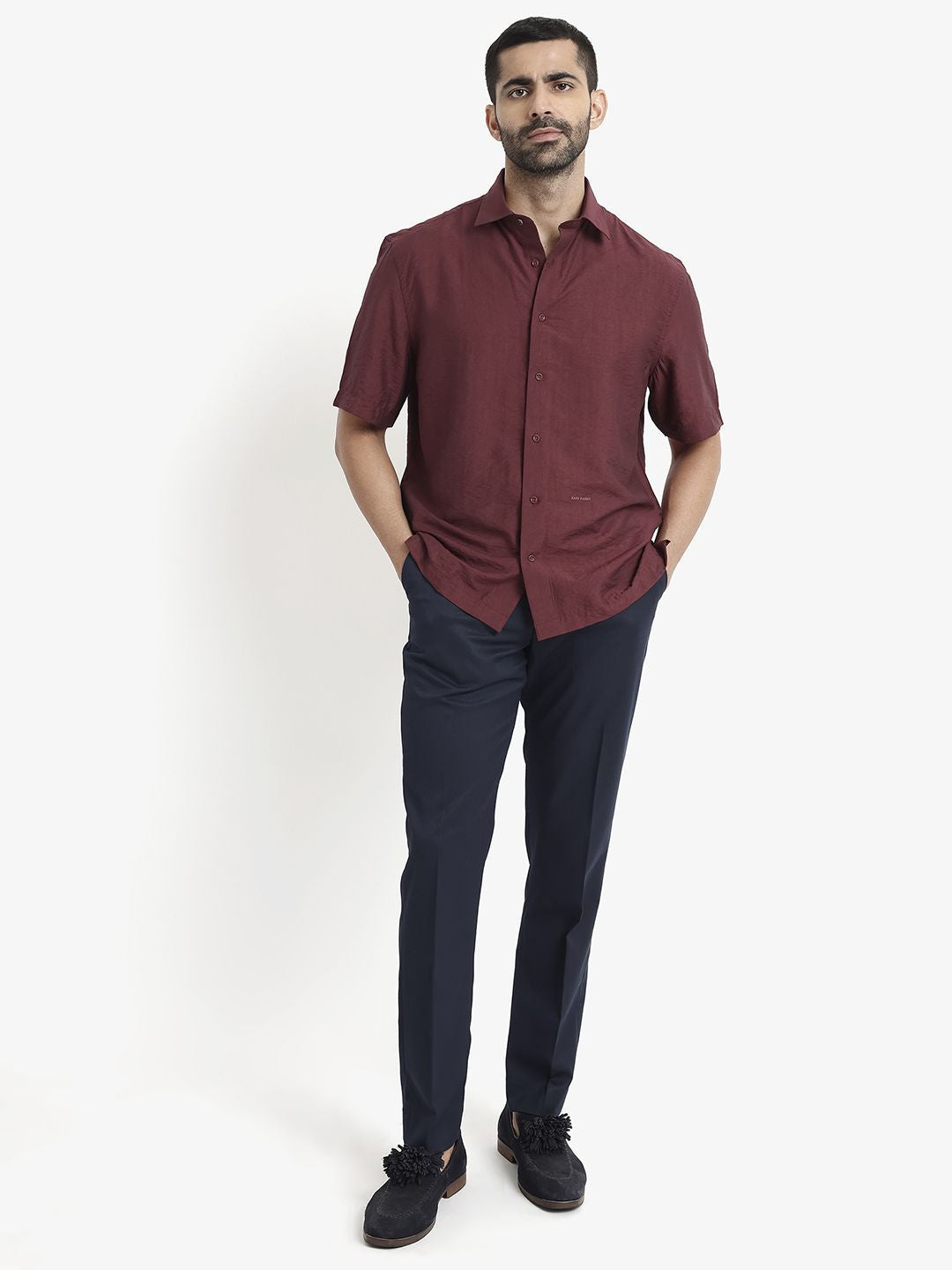 RARE RABBIT Men Comfort Spread Collar Solid Casual Shirt