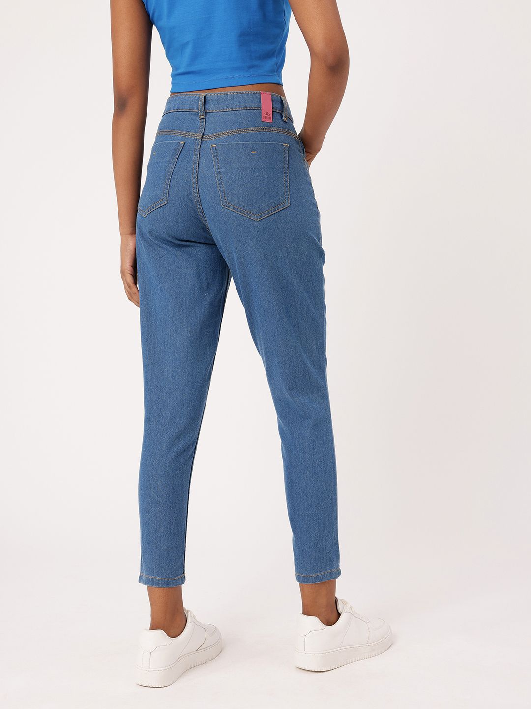 DressBerry Women Bold Grunge Embellished Sequined Mom Fit Jeans