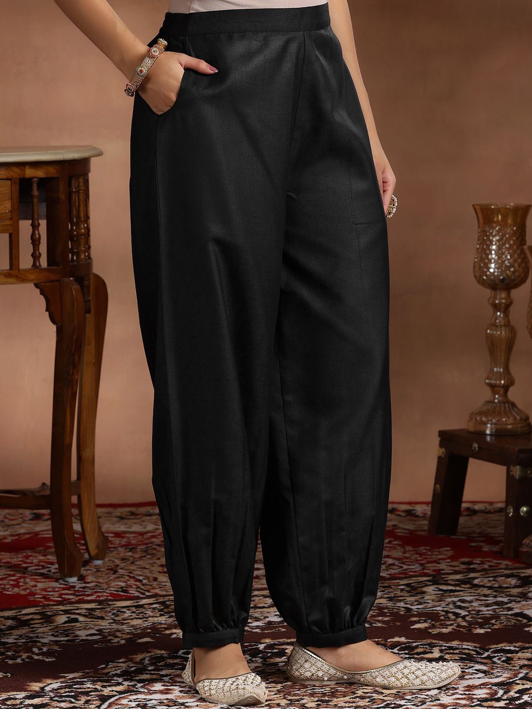 Libas Notch Neck Zari Straight Kurta with Salwar & Dupatta