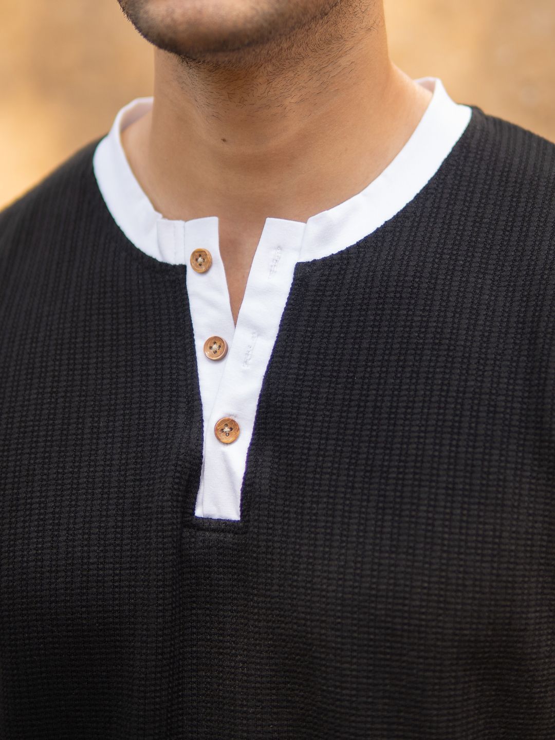 Powerlook Men Black Contrast Henley T-Shirt