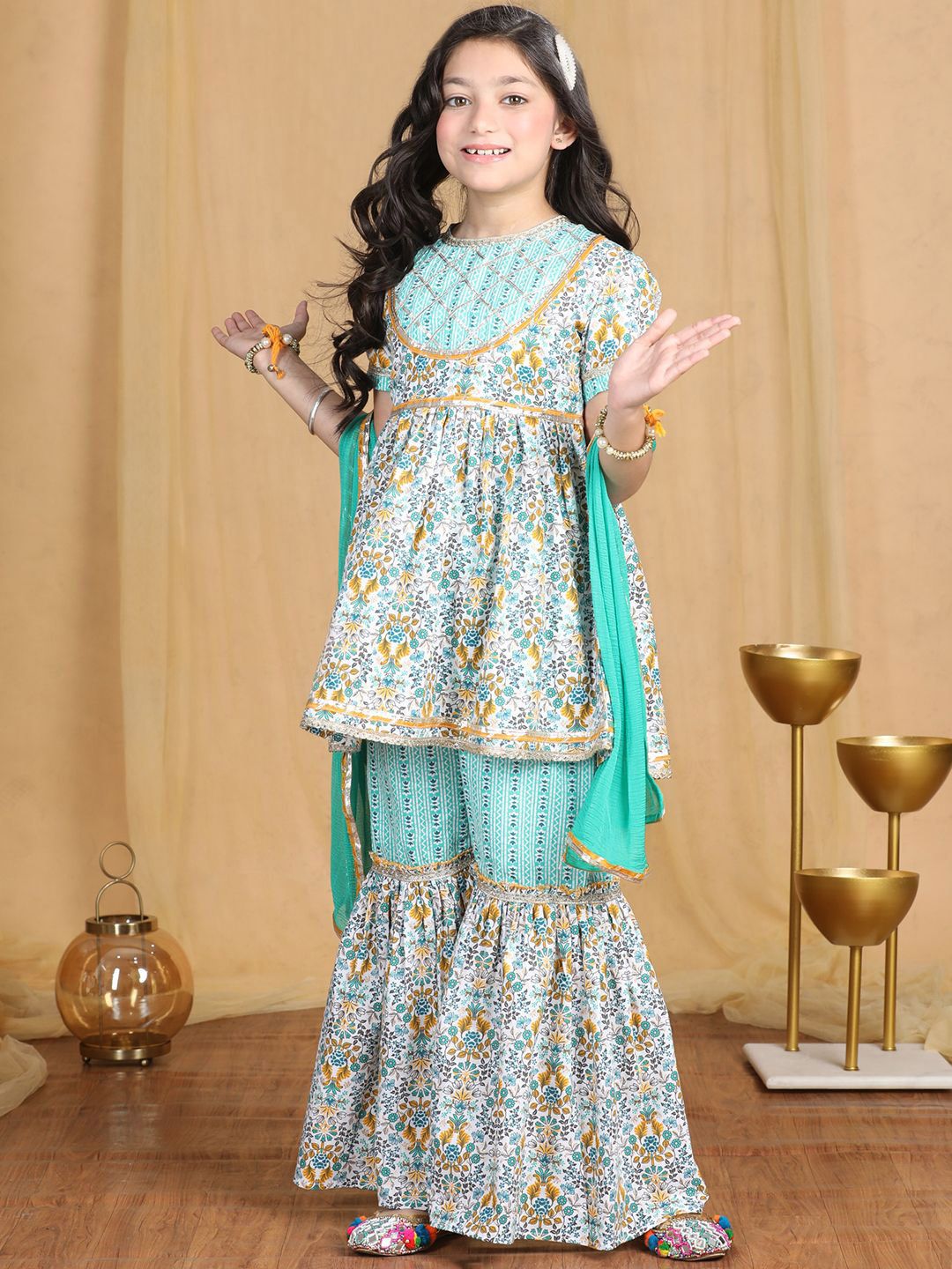Cutiekins Girls Floral Printed Empire Gotta Patti Kurta with Sharara & With Dupatta