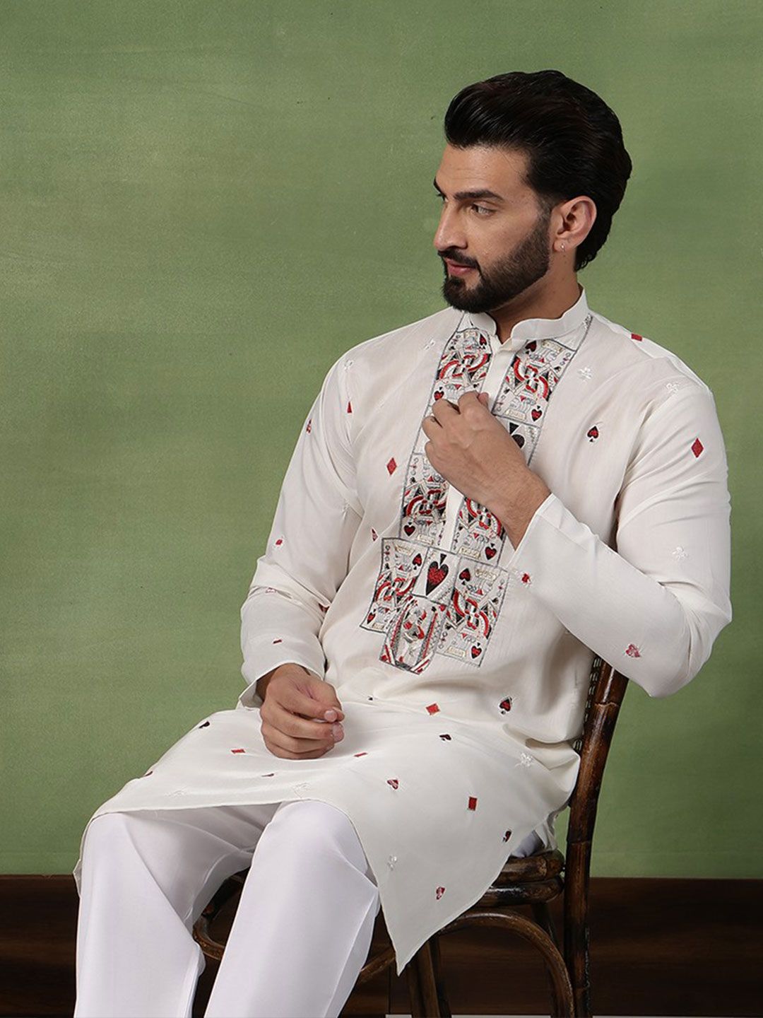 SOJANYA Men Geometric Embroidered Kurta