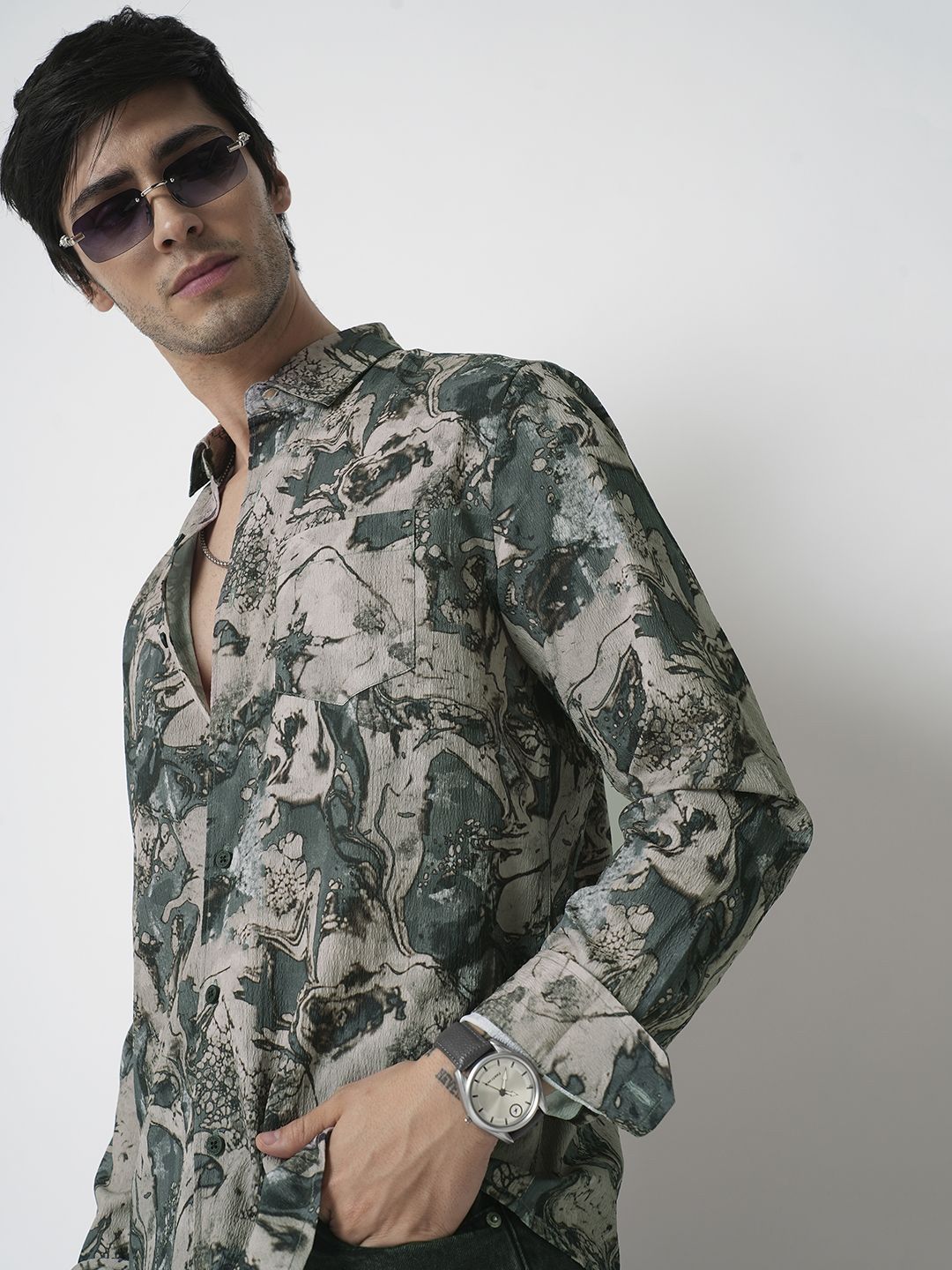 VASTRADO Men Classic Spread Collar Floral Printed Slim Fit Casual Shirt