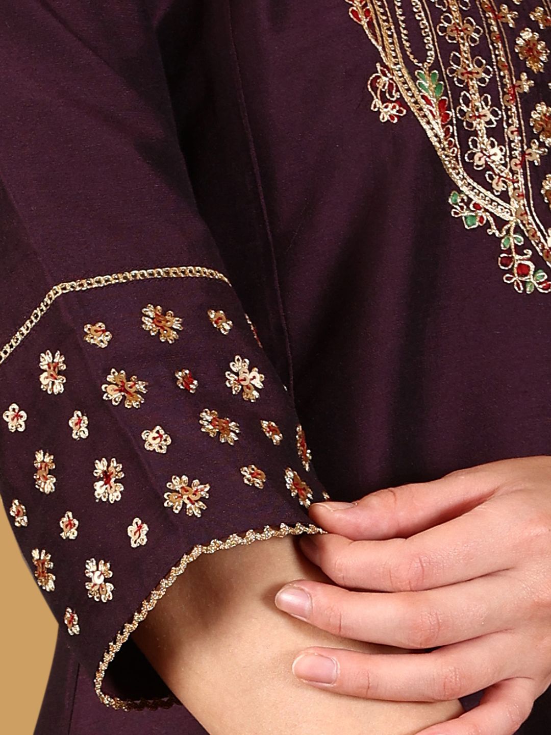 W Women Ethnic Motifs Embroidered Flared Sleeves Kurta