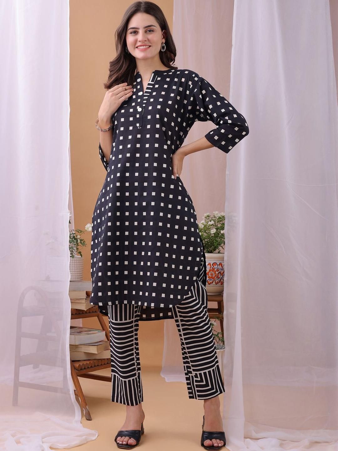 KALINI Women Black Pure Cotton Co-Ords