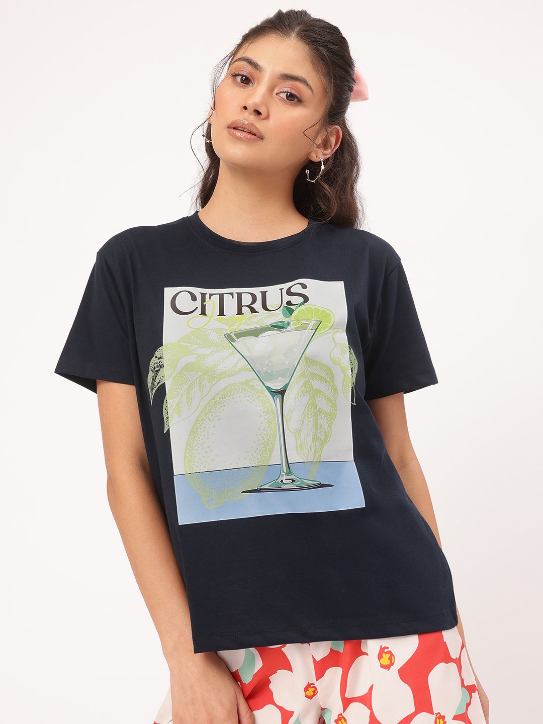 DressBerry Urban Basics Printed Relaxed Fit T-shirt