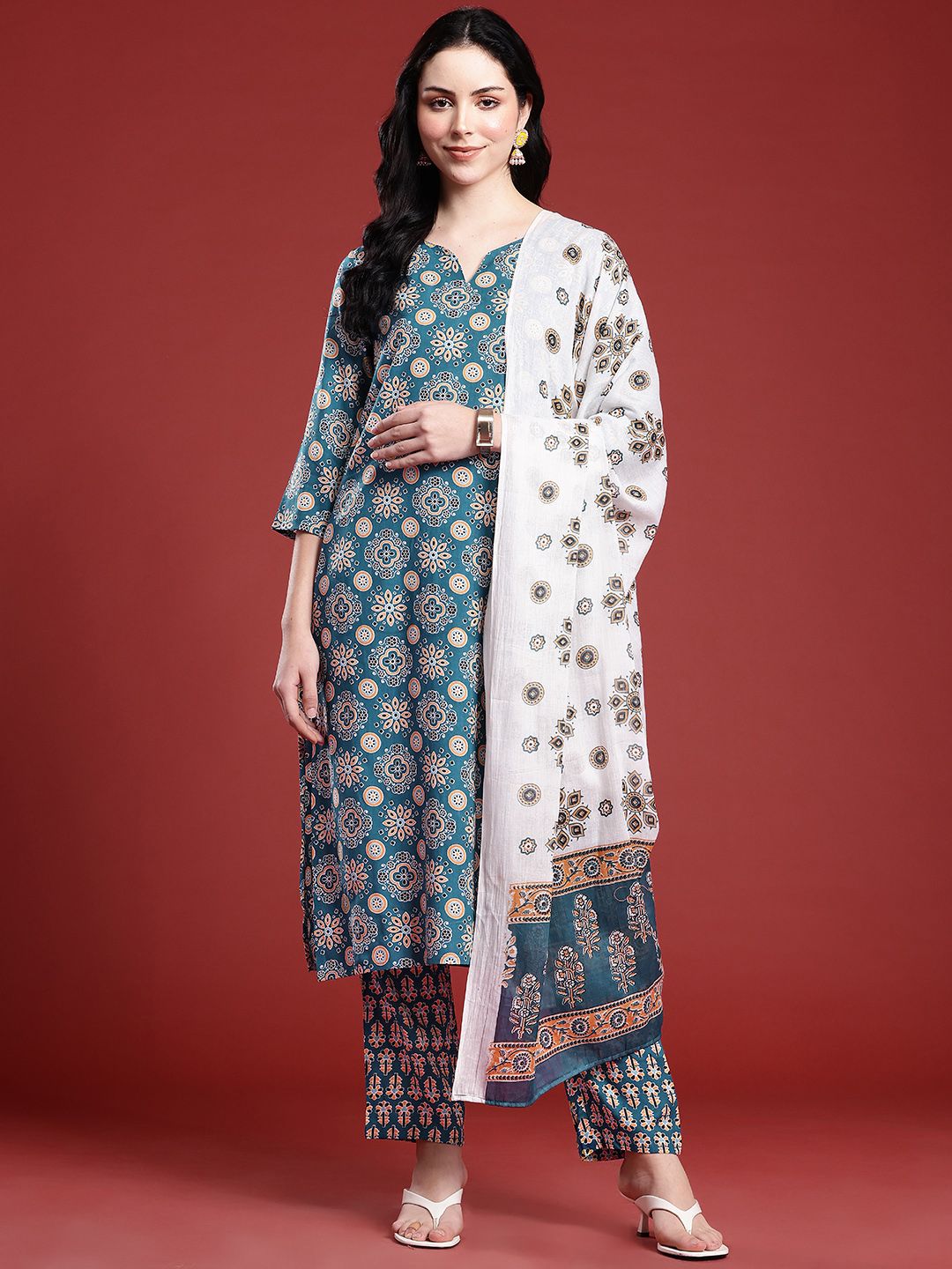 Kurta Bercetak Motif Etnik Anouk dengan Seluar & Dupatta