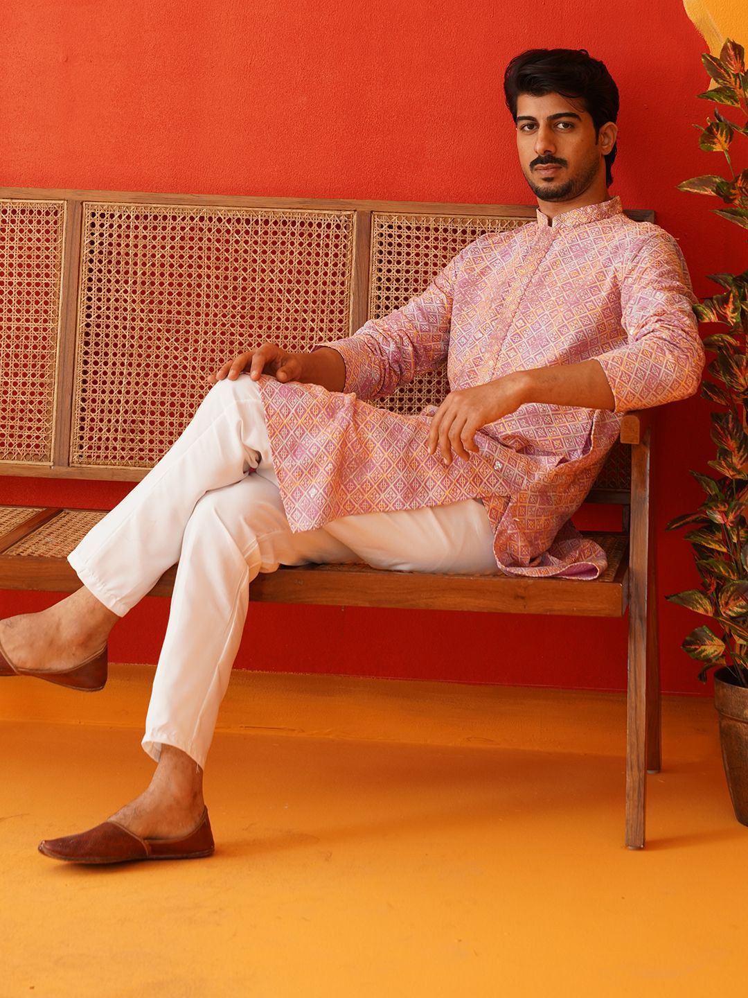 Jompers Men Geometric Embroidered Sequinned Kurta