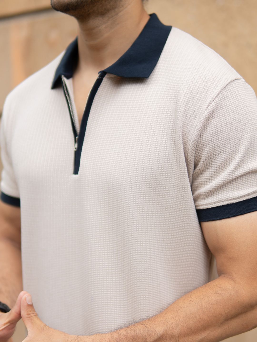 Powerlook Men Beige Contrast Collar Zipper T-Shirt