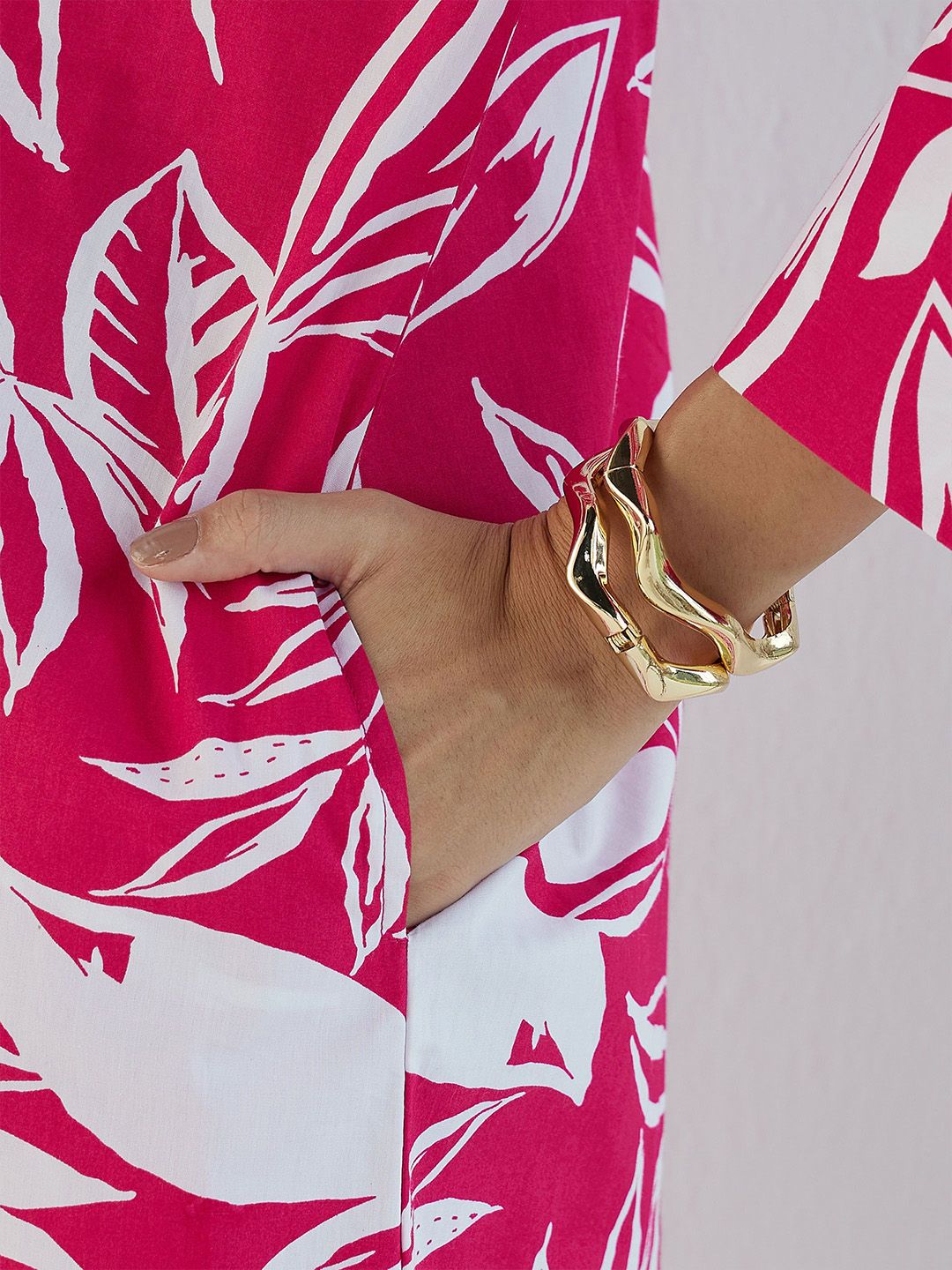 Pink Paprika by SASSAFRAS Women Conversational Printed A-Line Midi Dress